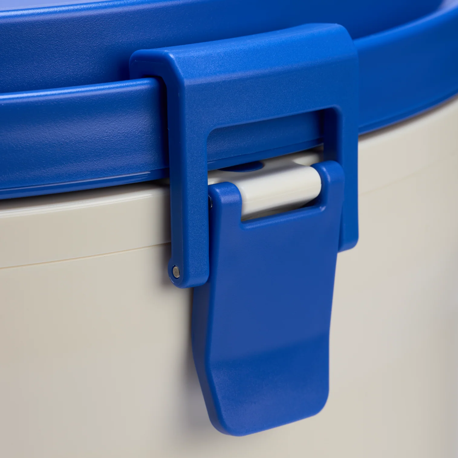 Adventure Fast Flow Water Jug - Image 4