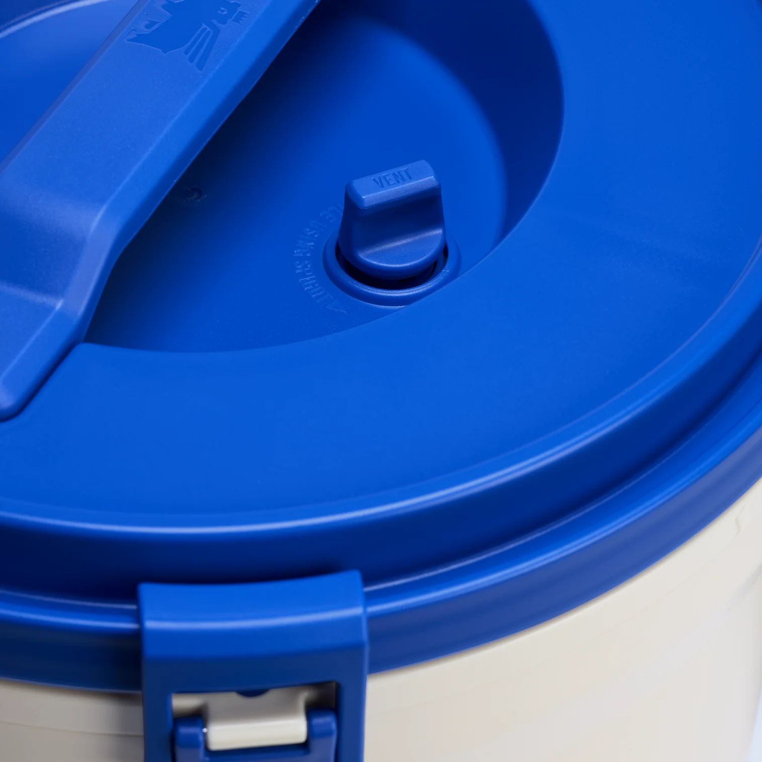 Adventure Fast Flow Water Jug - Image 5